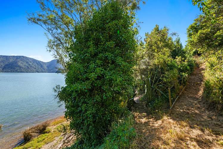 94 Main Road Havelock_17