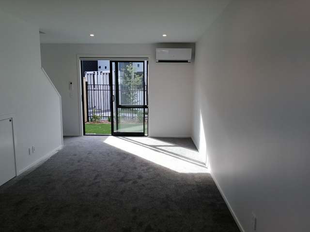 5/99 Waiwhetu Road Waterloo_2