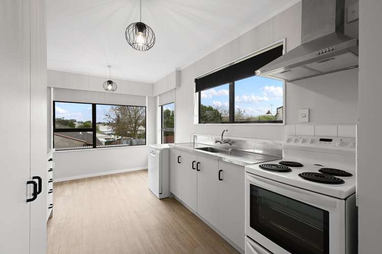10A Madison Place Dinsdale_3