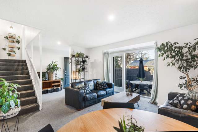 2/176 Riverlaw Terrace Saint Martins_1