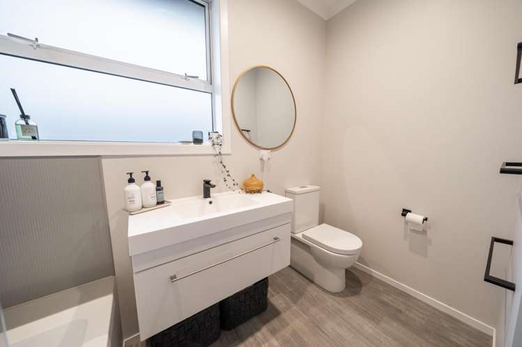 136 Chelmsford Street Windsor_18