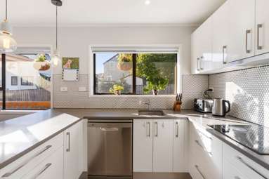 1/4a Manuka Road_1