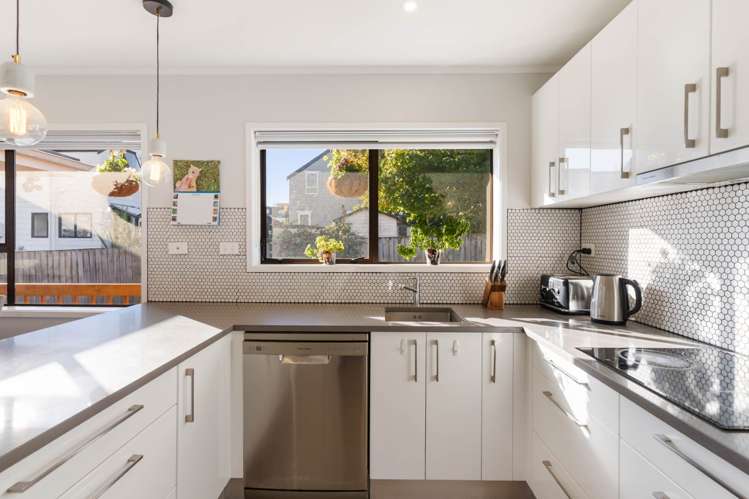 1/4a Manuka Road Glenfield_1