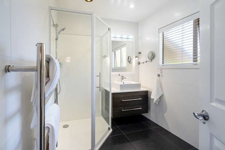 8 Garden Lane Torbay_14