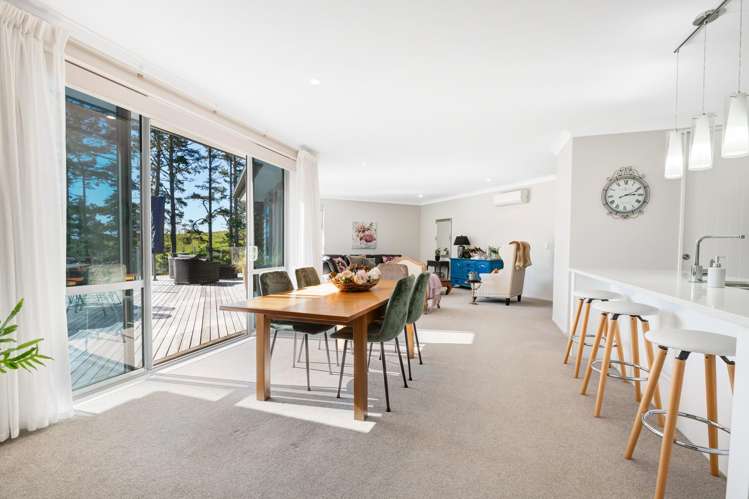 45 Manuka Grove Helensville_7