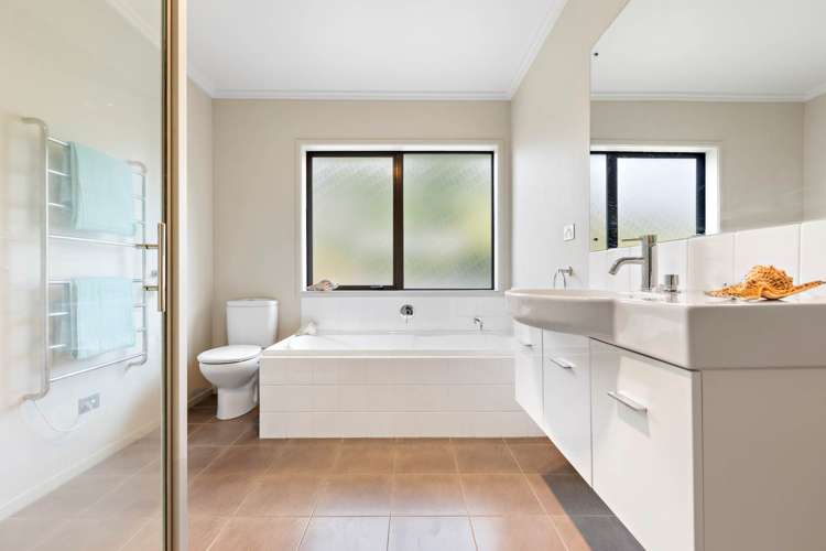 36 Urumaraki Avenue Helensville_23