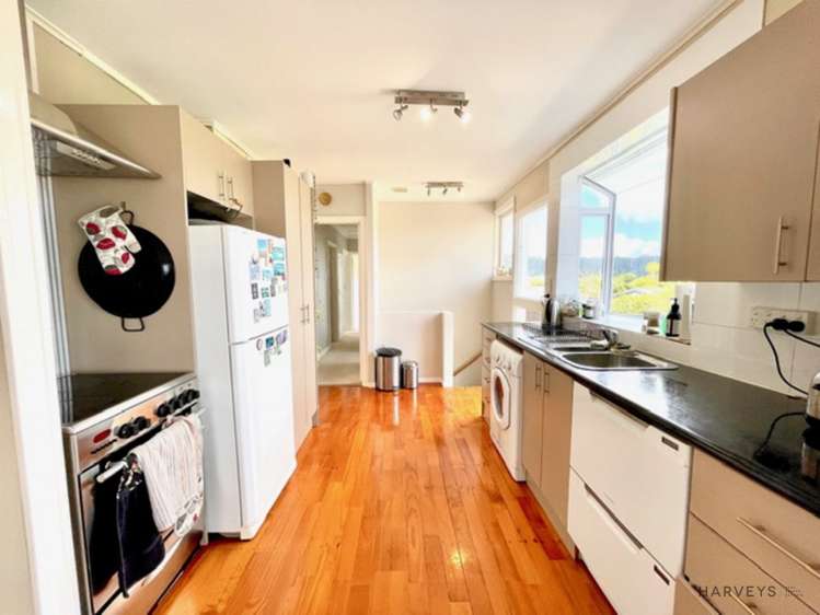 134 Glengarry Road Glen Eden_8