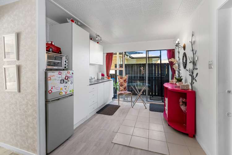 75 Jaemont Avenue Te Atatu South_15