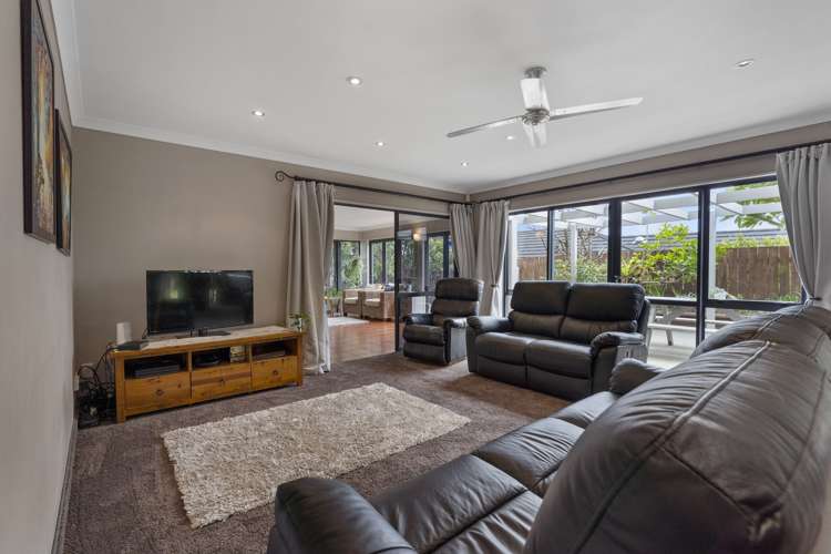 32 Quadrant Heights Paraparaumu_7