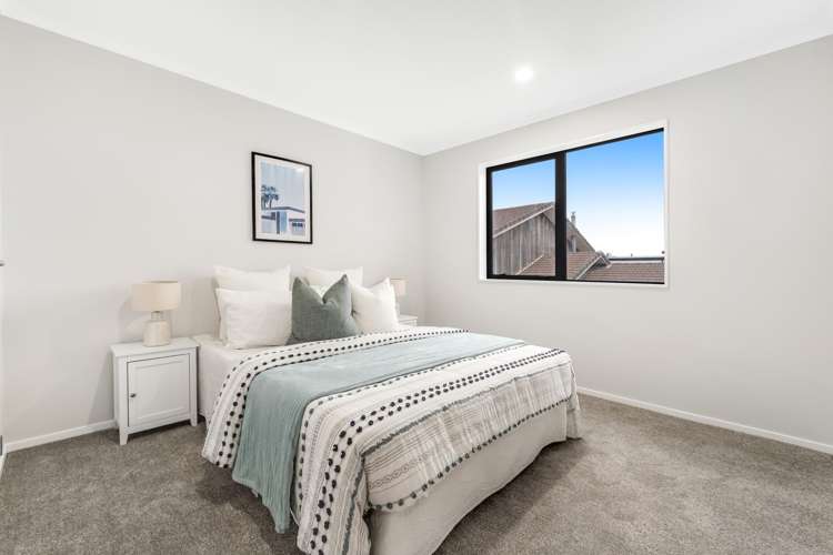 Lots 1-4/23 Bradbury Road Botany Downs_15