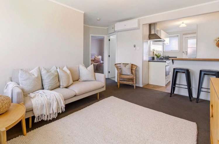 2/22 Holly Road St Albans_3
