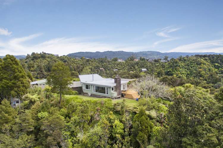 202 Scenic Drive Titirangi_17