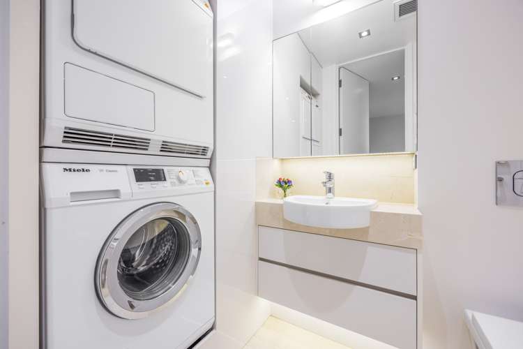 1/45 Tamaki Drive Mission Bay_15