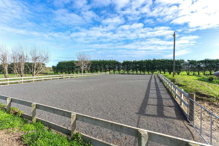 593 Waikawa Beach Road Waikawa Beach_21