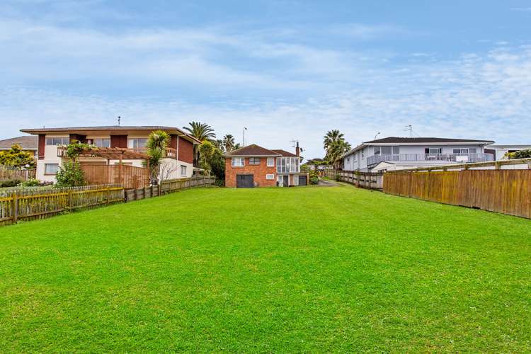 227 Te Atatu Road Te Atatu South_9