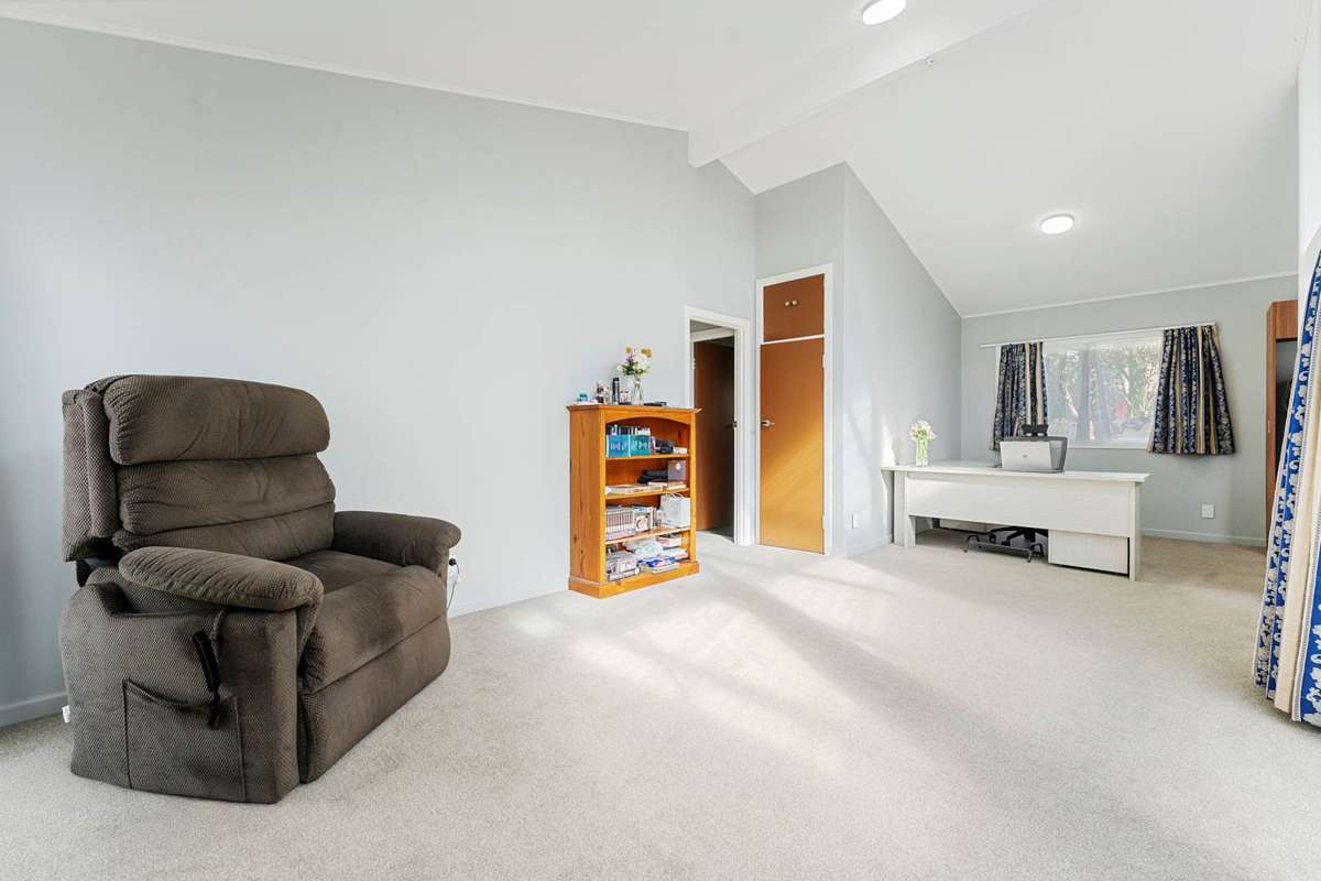 2/15 McIntyre Road_5