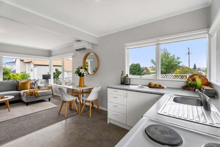 Dallinghoe Crescent Milford_14