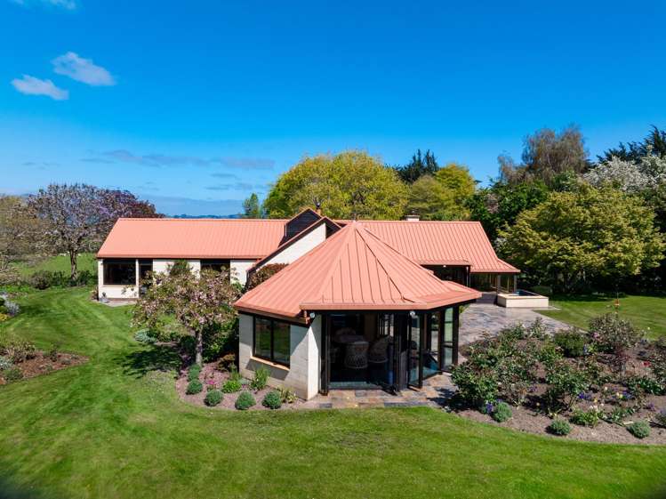 65 School Road North North Taieri_20