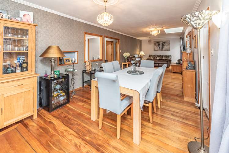 31 Brassey Road Saint Johns Hill_8