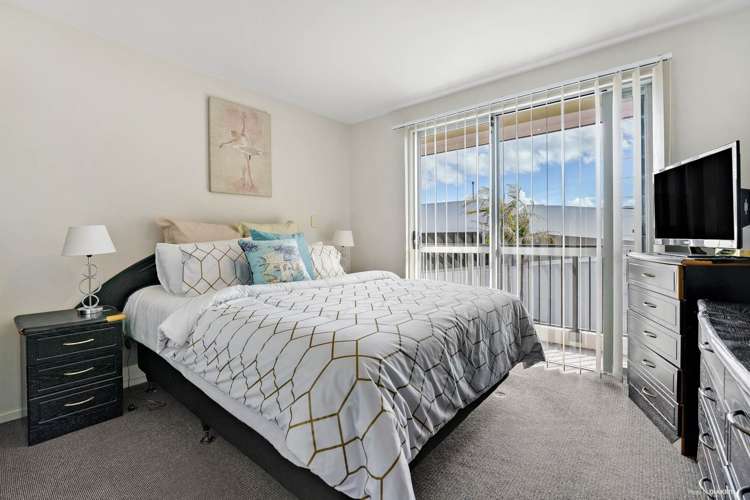 92c Michael Jones Drive Flat Bush_3