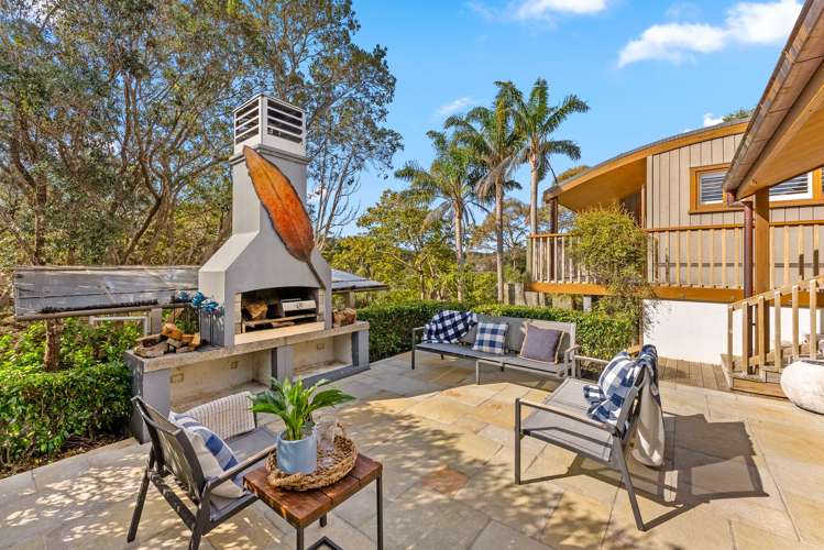 417 Leigh Road Leigh_10