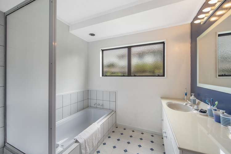 10 Tupelo Street Pukete_9