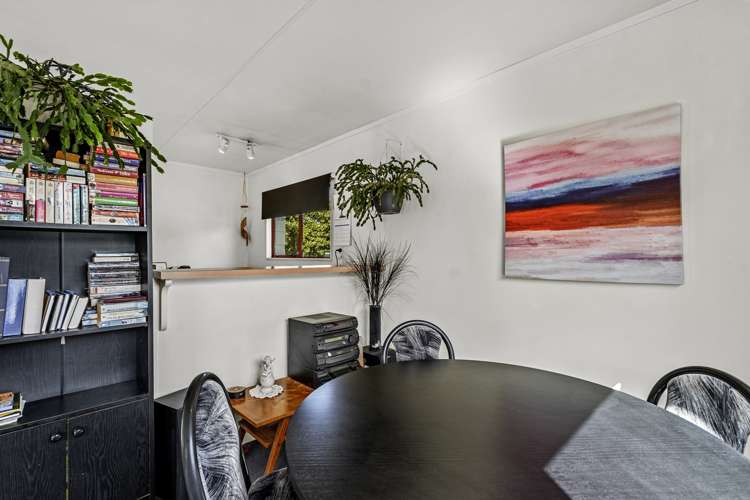 7 Ferndown Close Brookfield_14