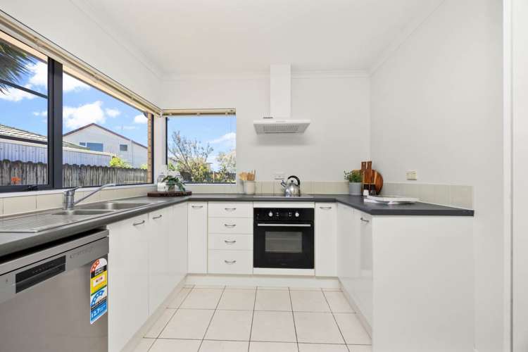 35 Enuamanu Road Favona_10