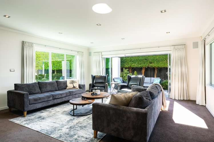 8 Covent Gardens Springlands_5