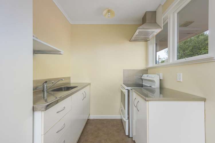 2/9a Dornwell Street_0
