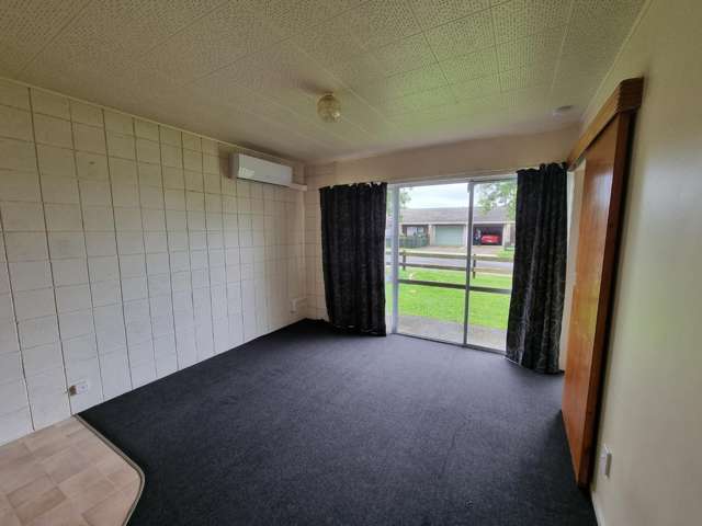 6/10 Deere Avenue Fenton Park_1