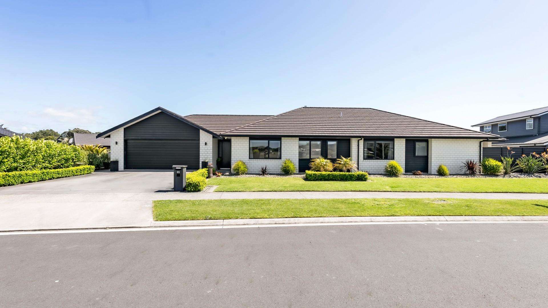 65 Links Drive Waiwhakaiho_0