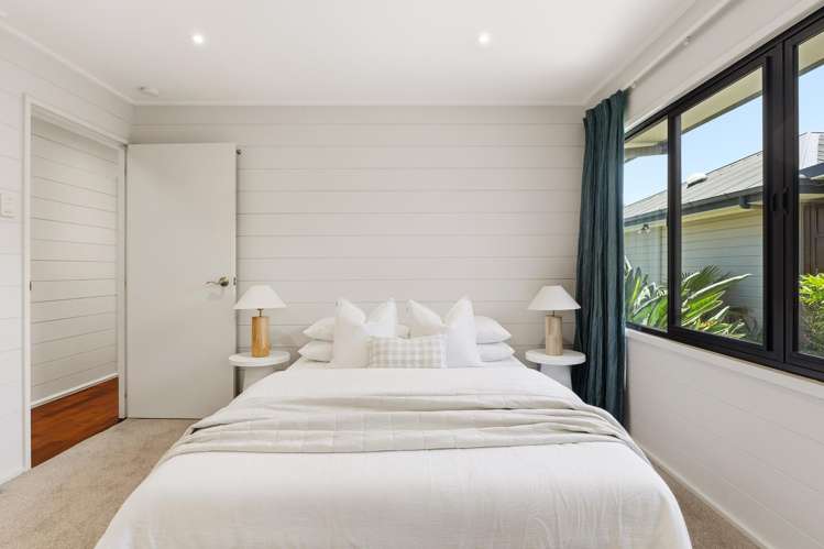 2A Lloyd George Road Wainui_14