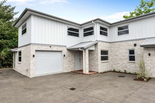 2/11 Marjoriefield Mews Fitzroy_3