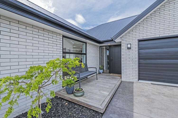 17 Newbrook Terrace Darfield_2