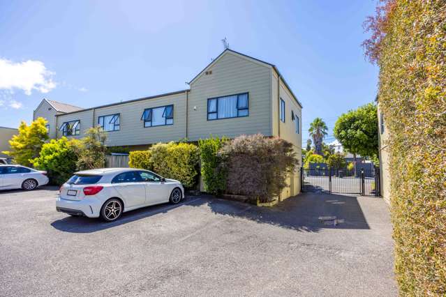 5e Dryden Place Mount Wellington_1