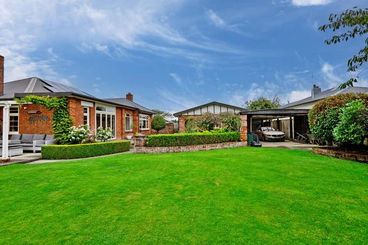 7 Antrim Street Windsor_26