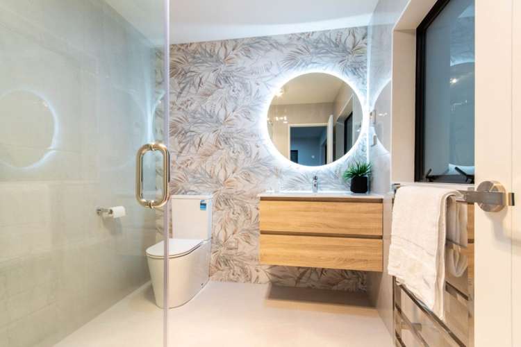 22 Castlebane Drive Flat Bush_13