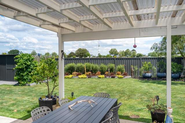 14 Heynes Place Clive_2