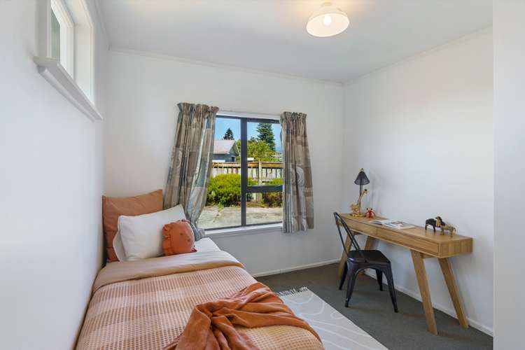 14 Totara Street Otaki_12