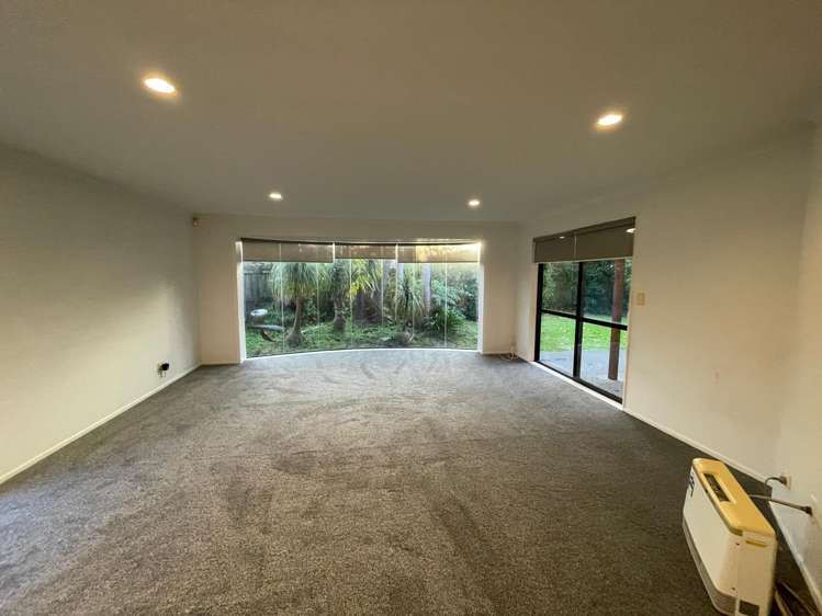17 Erne Crescent East Tamaki_3