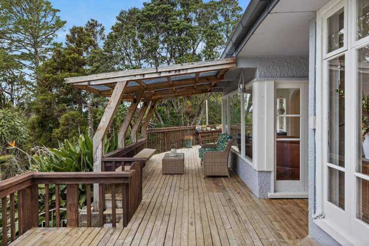 38 Bush Road Waiatarua_2