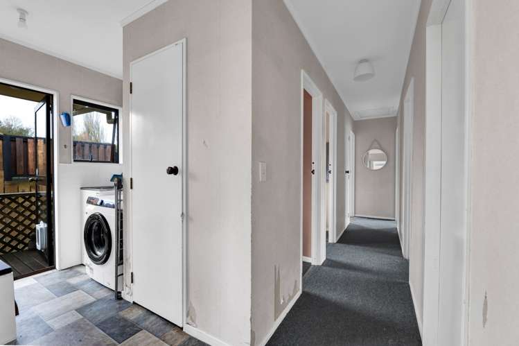 19 Chartwell Drive Eltham_9