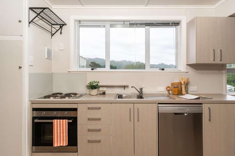 15 Mckillop Street Porirua East_7