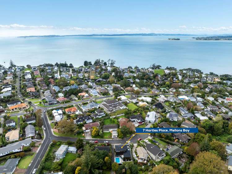 7 Hartles Place Mellons Bay_32