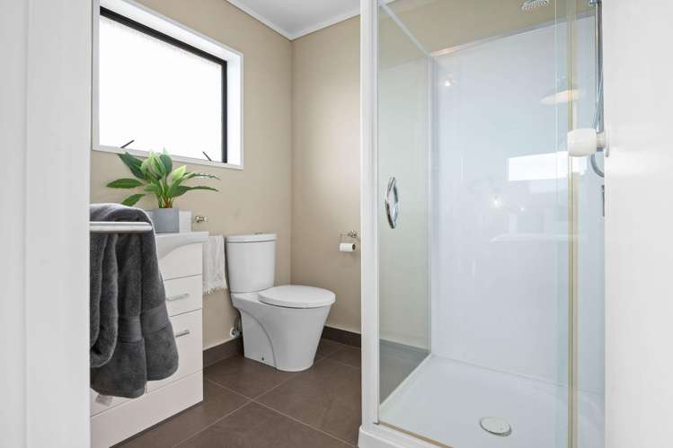 3 Epsom Place Chartwell_18