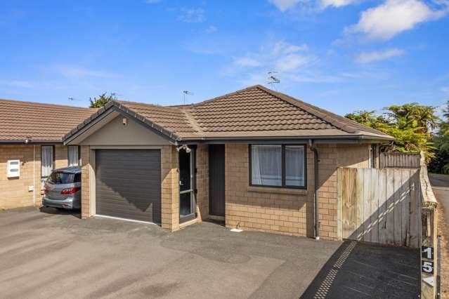 1/15 Albert Street Hamilton East_1