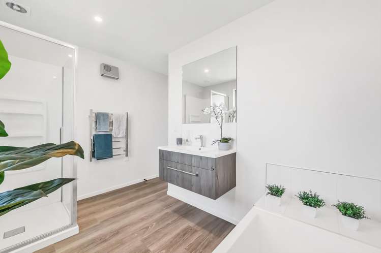 49 Tobollie Drive Rolleston_21