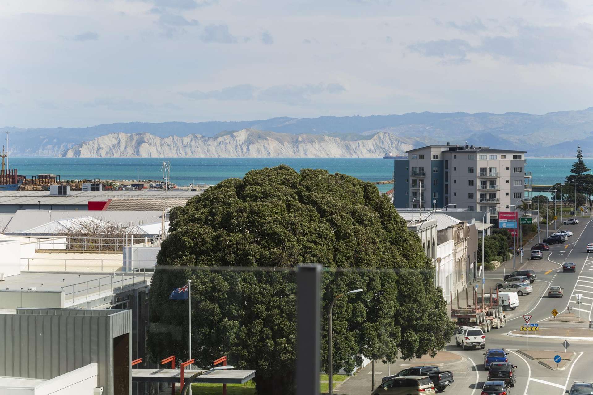 2/40 Reads Quay Gisborne_0