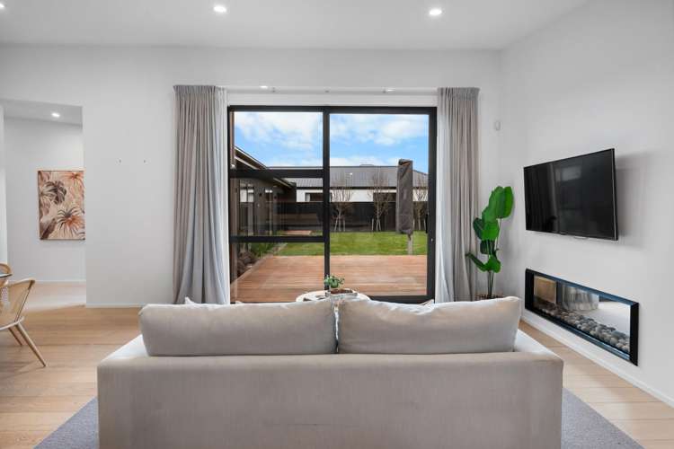 41 Grayshott Avenue Casebrook_25